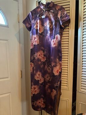 New w/o tags LaoGudai purple/pink Floral traditional Dress sizeL (runs small)